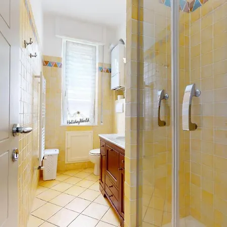 Daire House Azzurra By World *